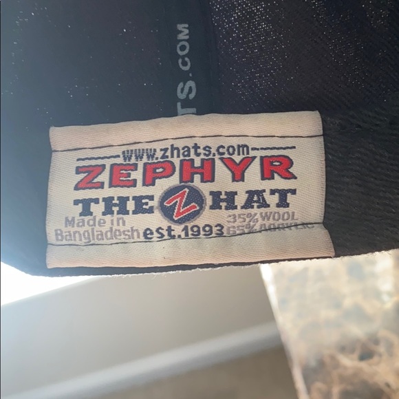 Collegiate SnapBack - Picture 6 of 7